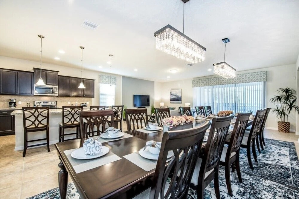 Nice Court Villa Windsro At Westside