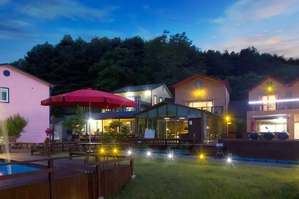 Yangyang Happyplace pet Resort Pension