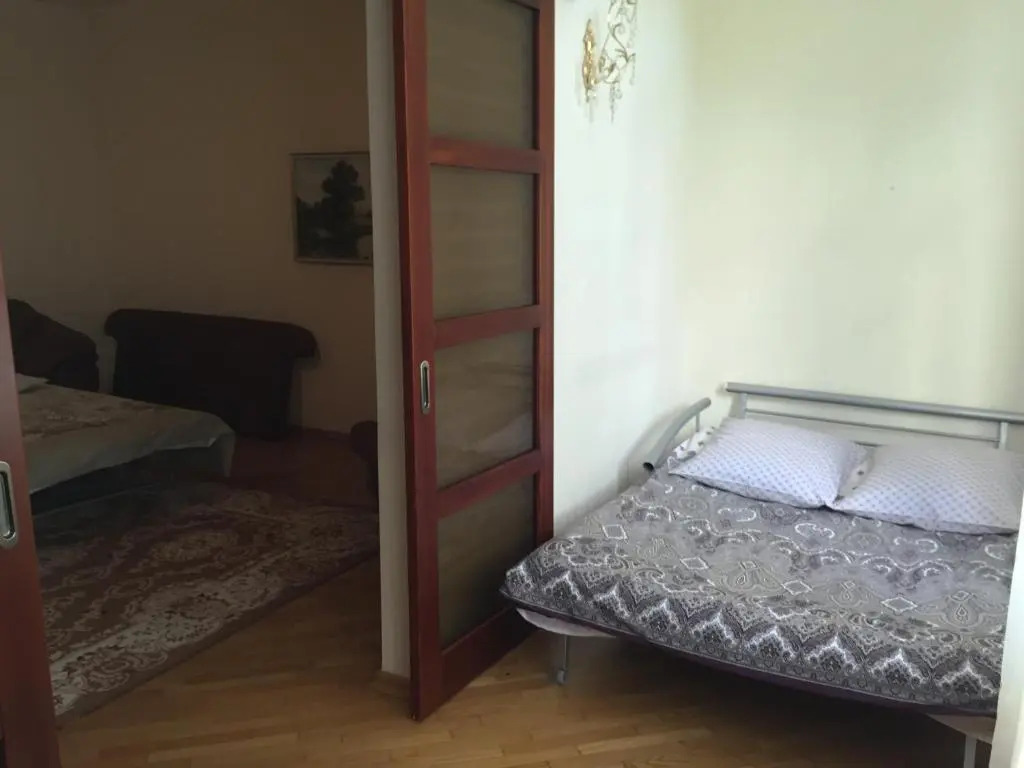 3h komnatnaja Kvartira v Novom Afone