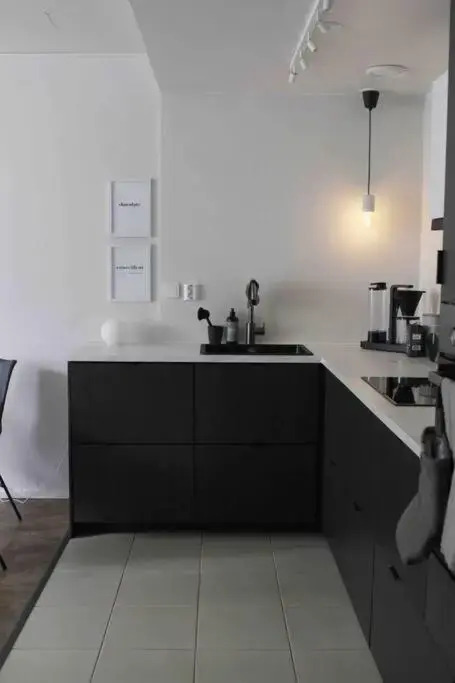 Lovely two room unit with free parking