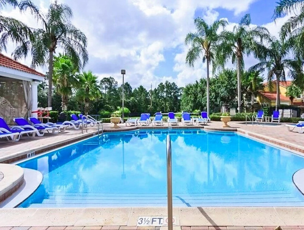 Home With Private Pool and Nature Trails Near Disney!