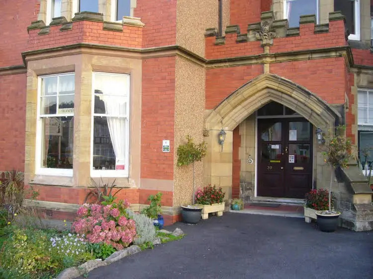 Crickleigh House