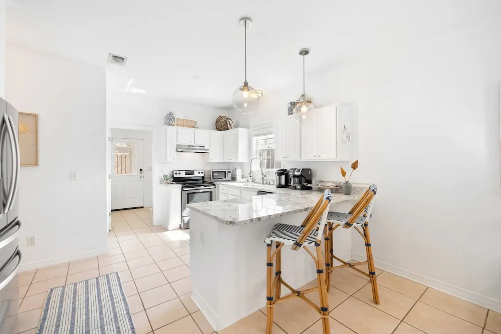 30A Beach House - Coconut Cottage by Panhandle Getaways