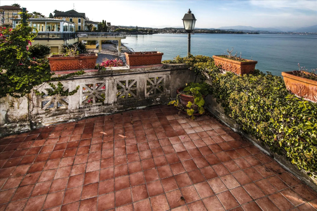 Villa Patrizia Lake View - Italian Homing