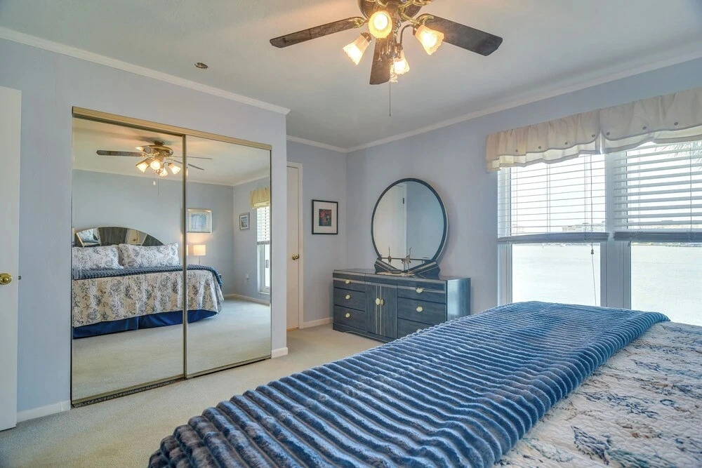 Sand, Sun & Poolside Fun! Madeira Beach Retreat