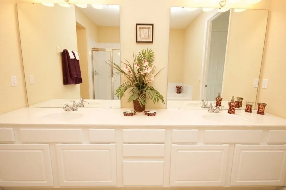 Poolside Charm 3 Bedroom Condo