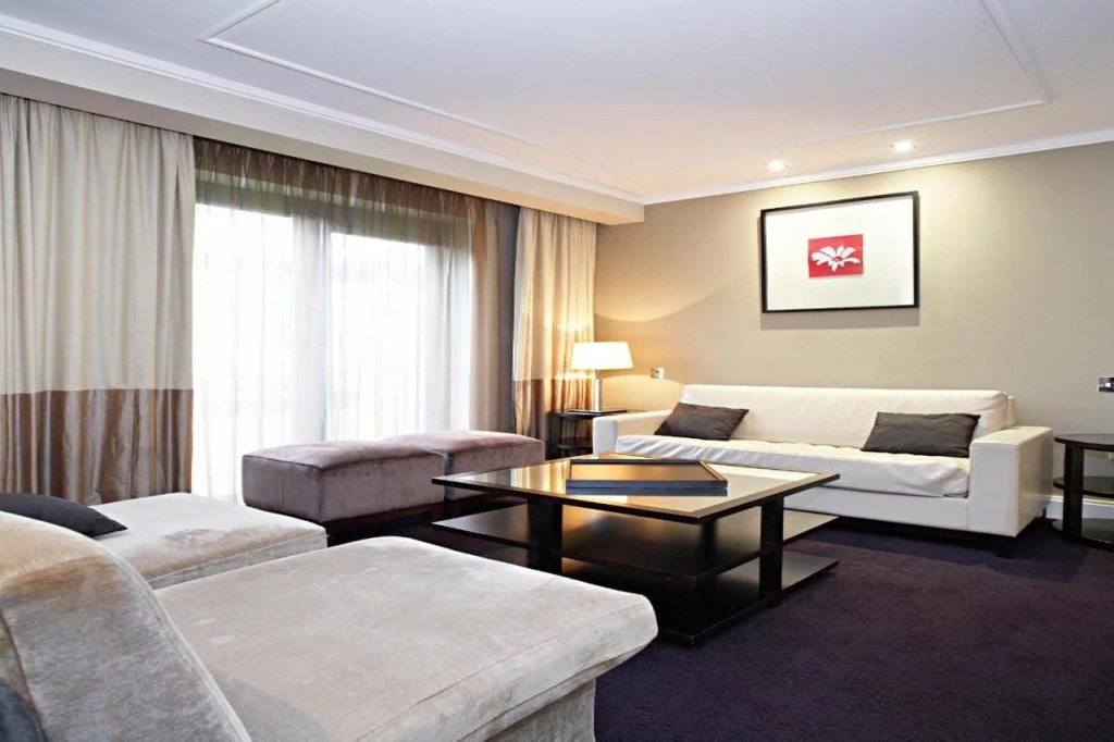 Shamrock Lodge Hotel