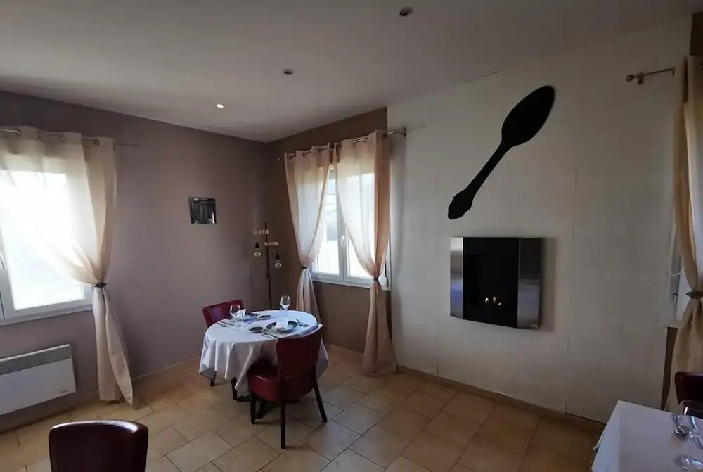Est Garden Hotel
