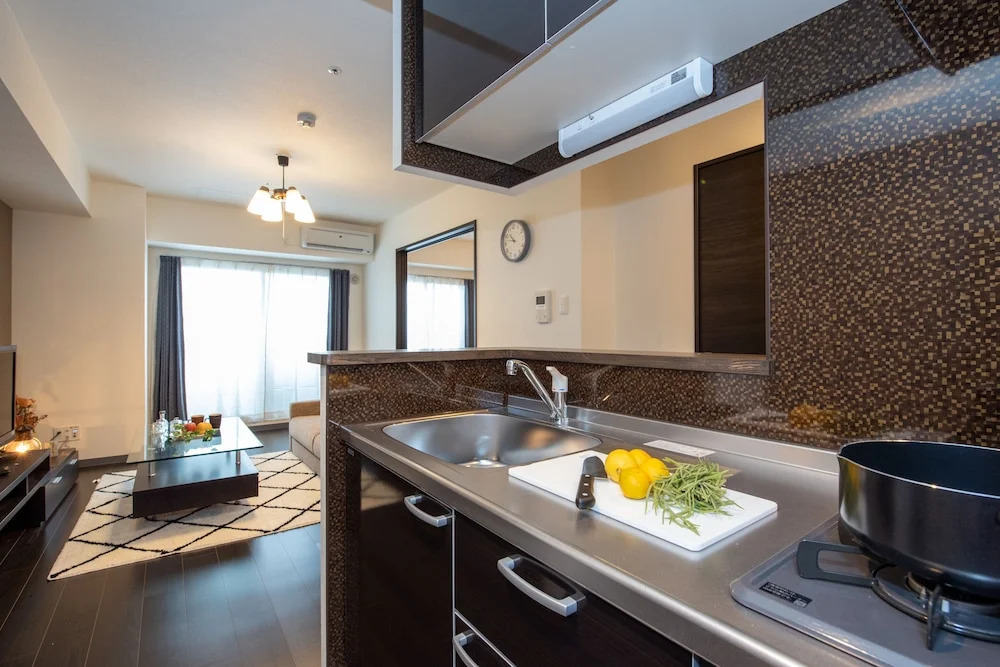 Sun court Hongodori Garden Hills 1202