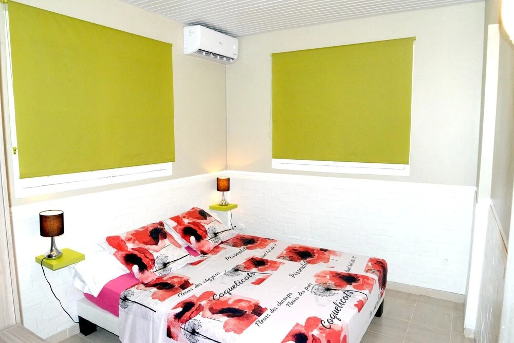 House With 2 Bedrooms in Sainte-anne, With Furnished Terrace and Wifi