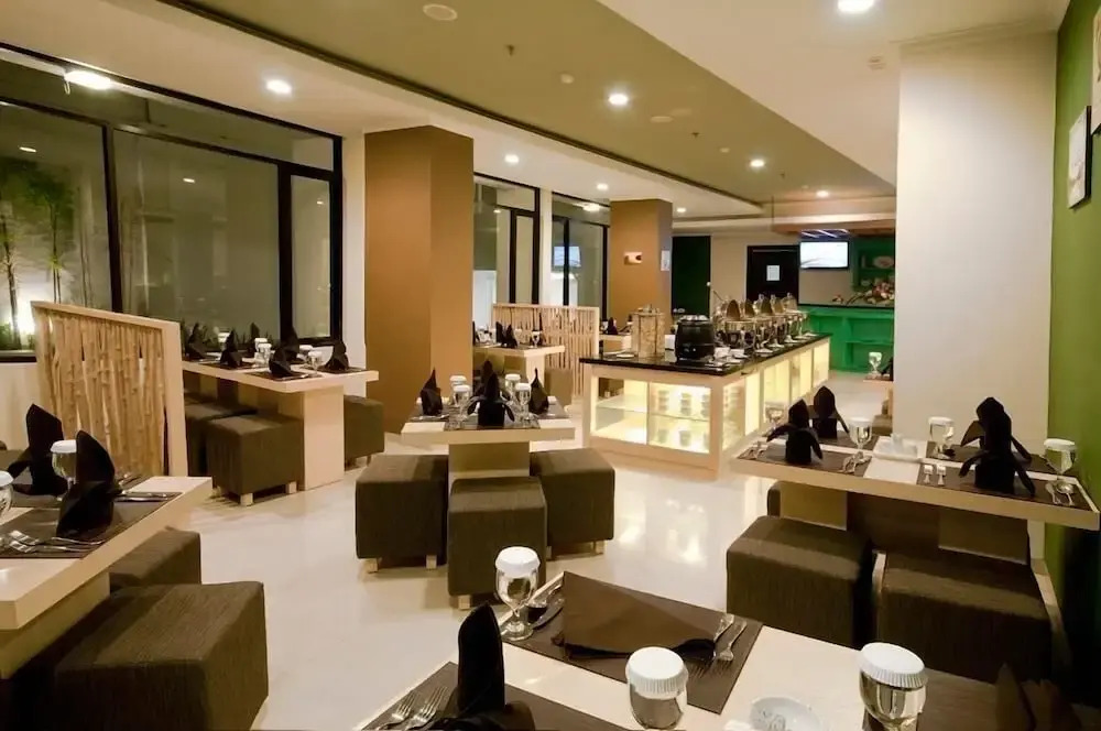 Point C Hotel