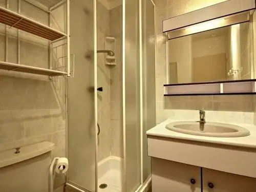 Résidence Le France - Studio pour 4 Personnes 52