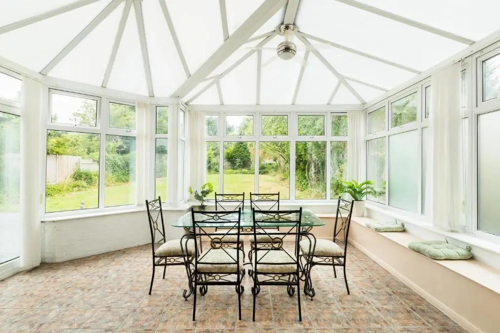 Beautiful 6 bedroom house for 15 guests next to Edgbaston Stadium