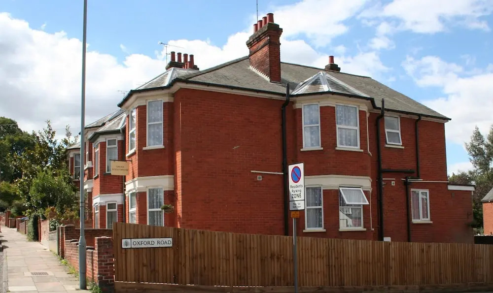 Grove Guest House