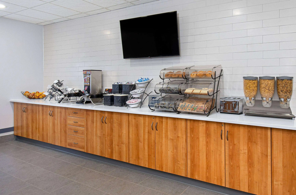 Microtel Inn and Suites by Wyndham