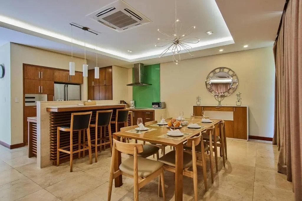 Dreamy Beach Villas Danang