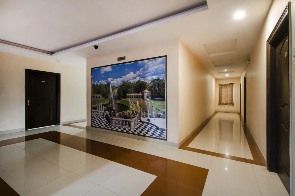 FabHotel Pushpa Grand