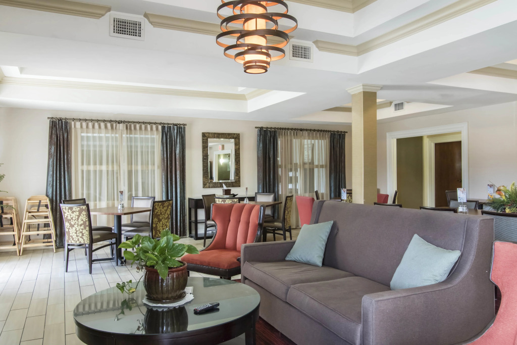 Holiday Inn Express Hotel & Suites Cullman by IHG