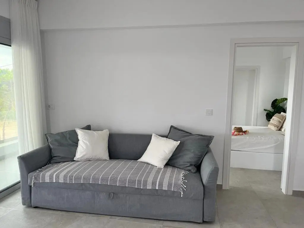 Saronida Boutique Villa Private Pool, Sea views, Lovely Gardens & Roof Terrace