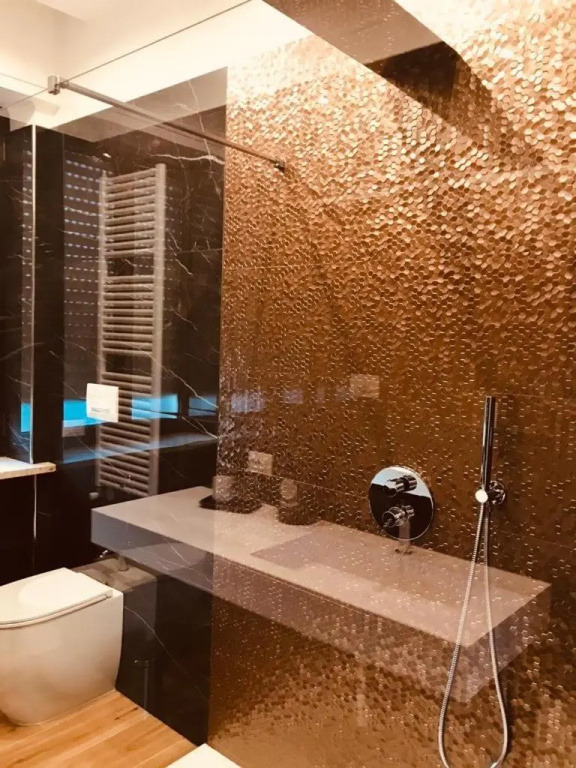 Royal Suite (Adults Only)