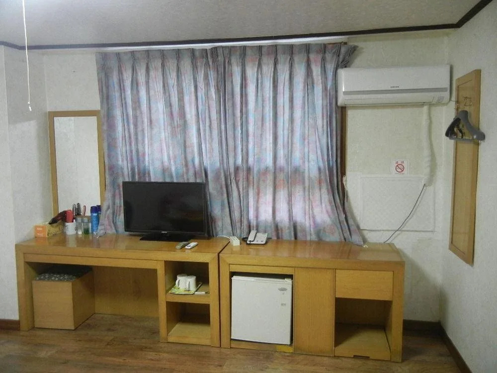 EUNHYE Family Hotel