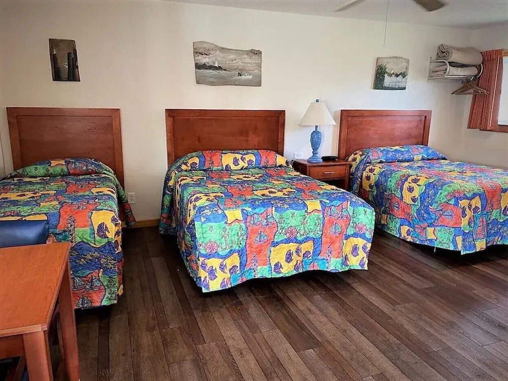 Pony Island Inn