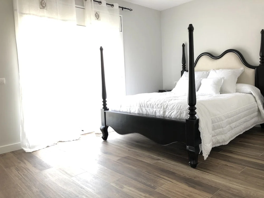 T&H Villa Miramar