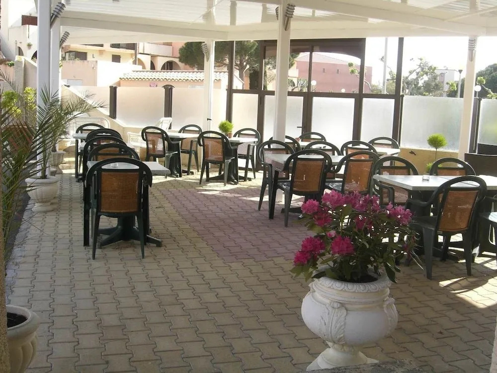 RevHotel