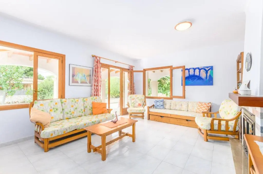 Casa Aina