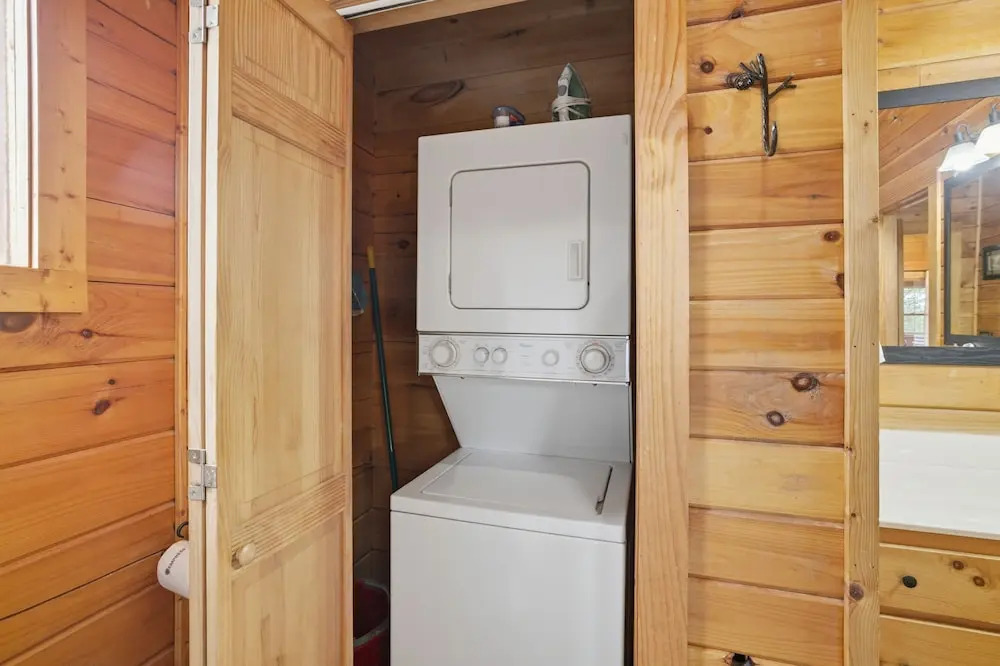 Smoky Grace 1 Bedroom Home