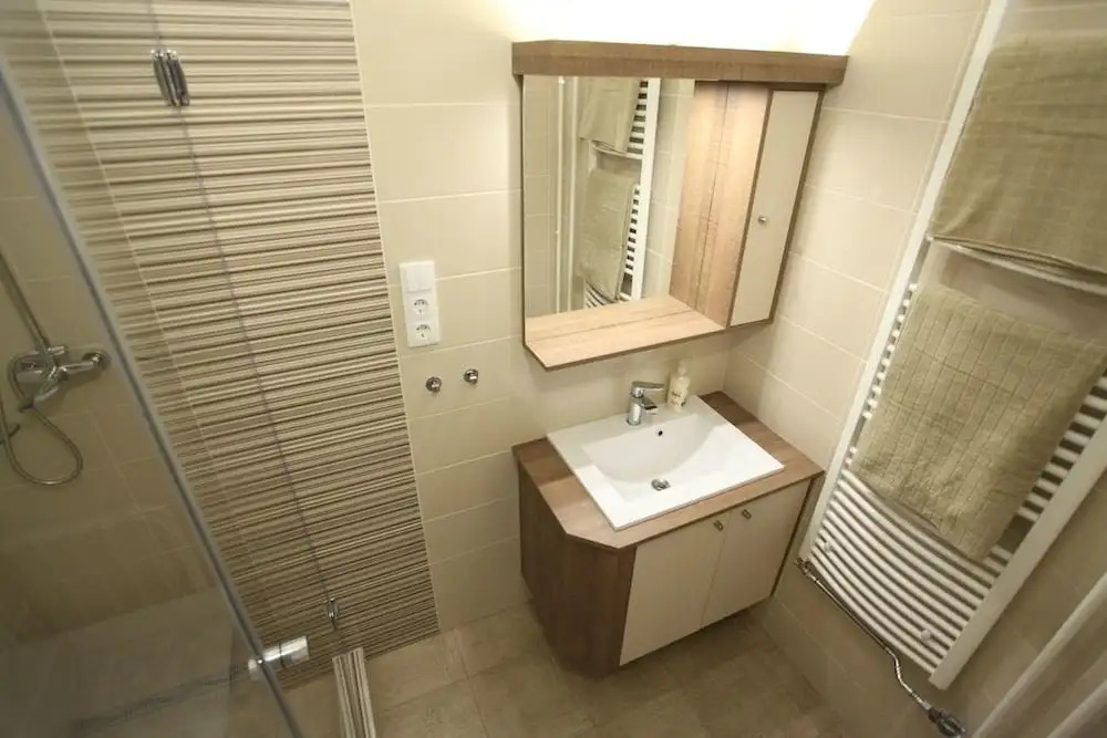 Dfive Apartments - Heroe's Expat
