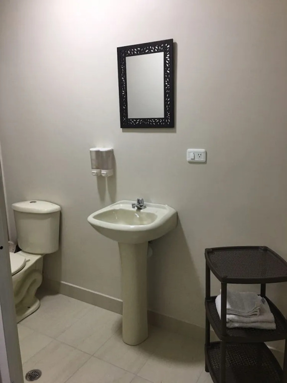 Tababela Airport B&B