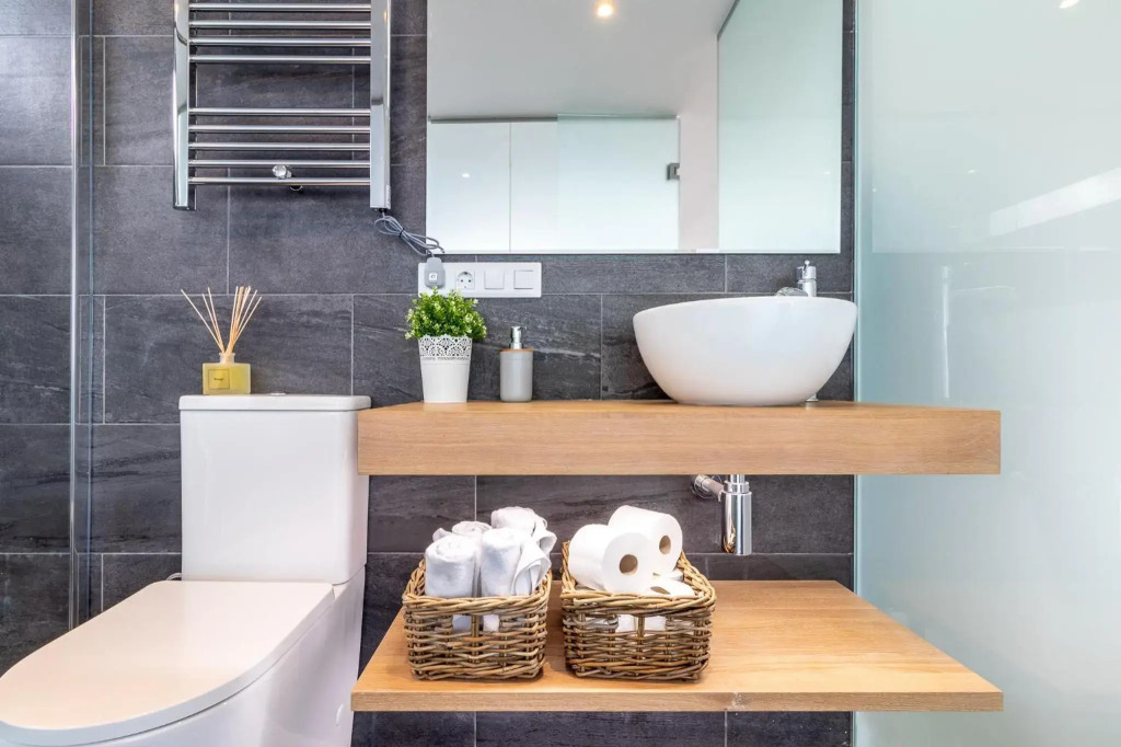 Flatguest Ansite + Deluxe + Panoramic Views + Fast WiFi