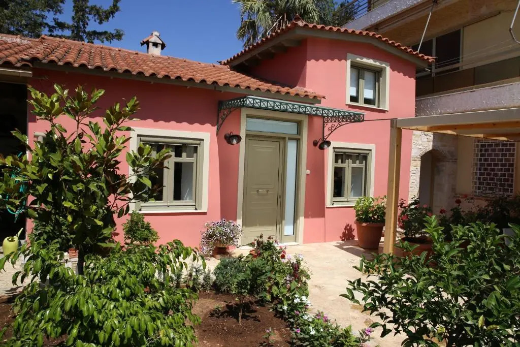 For4 seasons new-home2 near airport