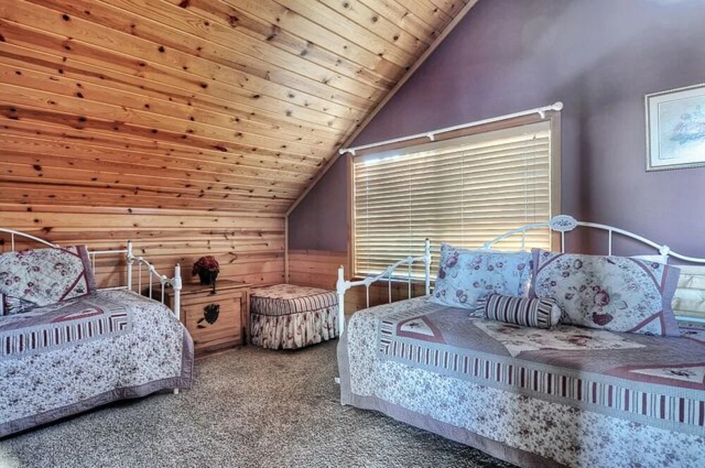 No. 6 Talmadge Lodge - 5 Br Home