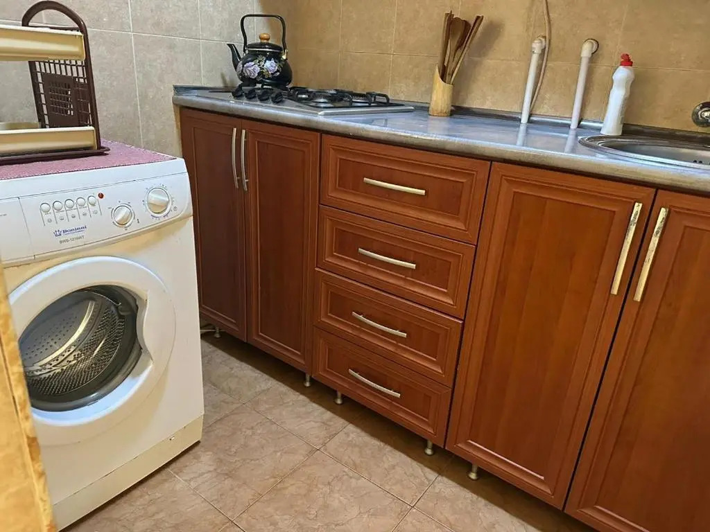 cozy 2-bedroom apartment in Gori