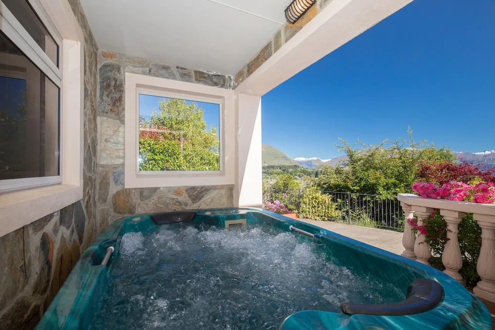 The Manor by Sothebys Luxury Rental Homes