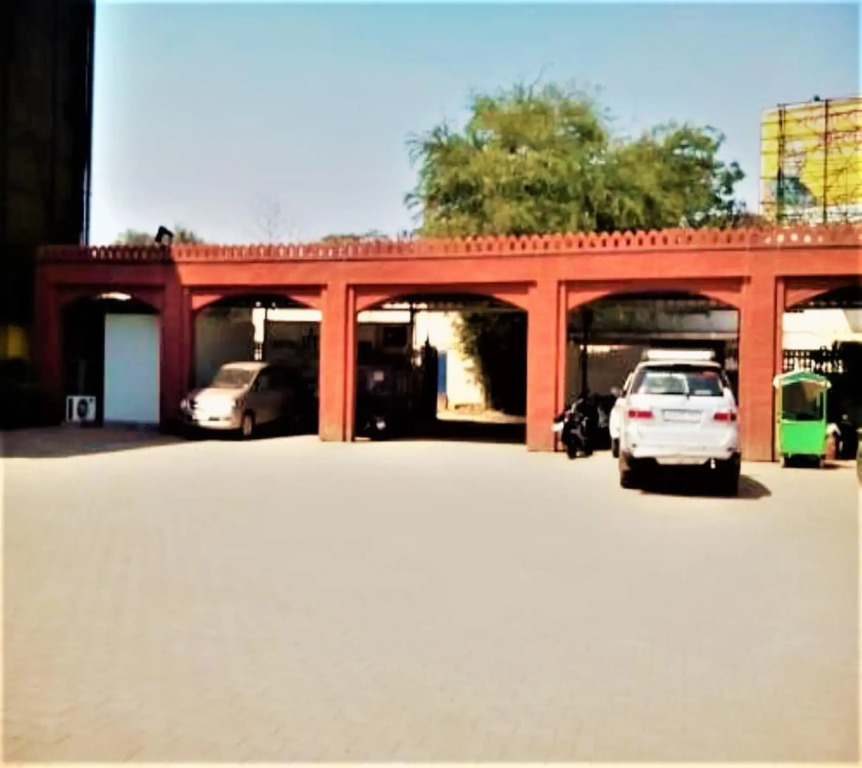 Capital O 2354 Hotel Utsav Inn