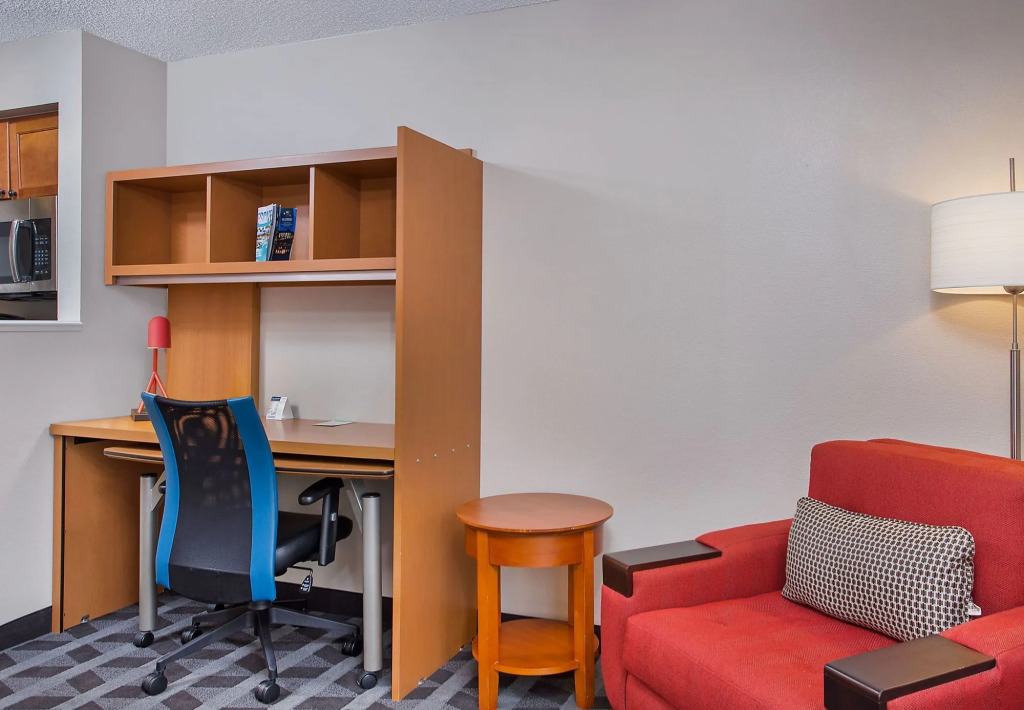 Courtyard by Marriott Knoxville Cedar Bluff
