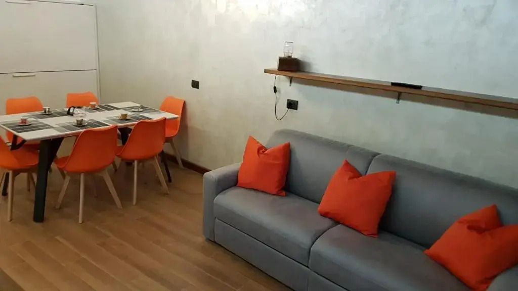 Orange Fox comfortable apartment Cervinia Ski resort & free WiFi