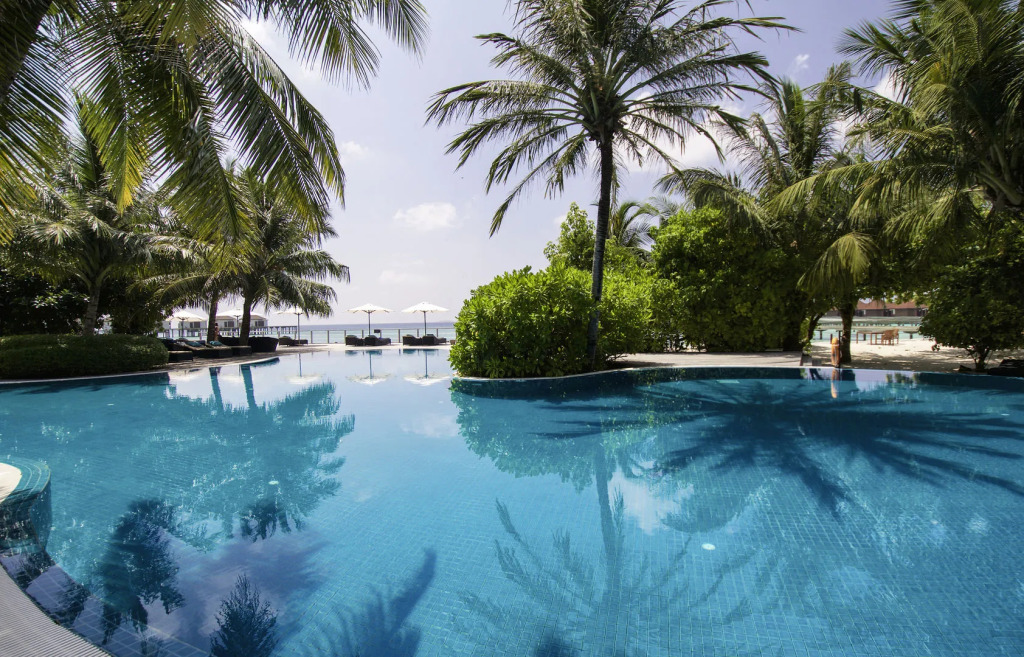 ROBINSON MALDIVES
