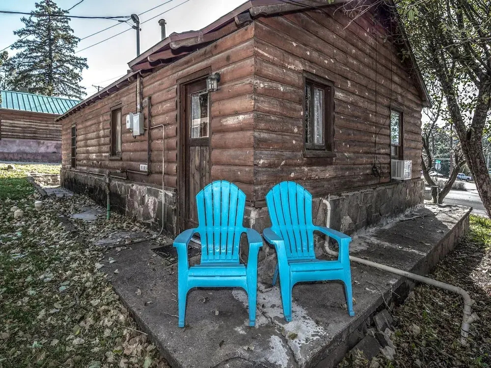 Country Cabin by Vtrips