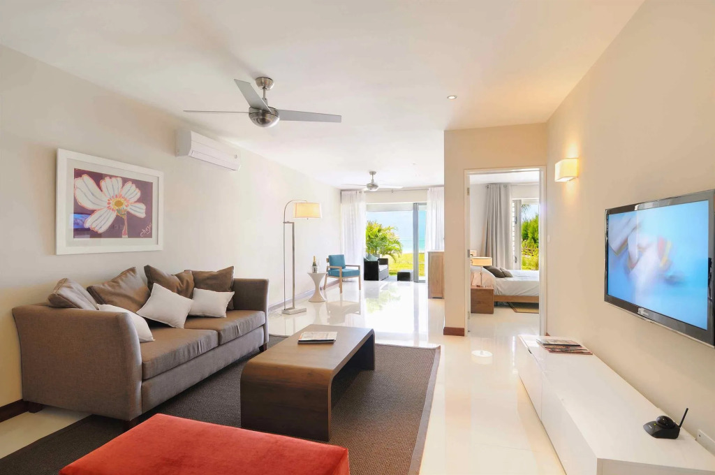 Paradise Beach by Horizon Holidays