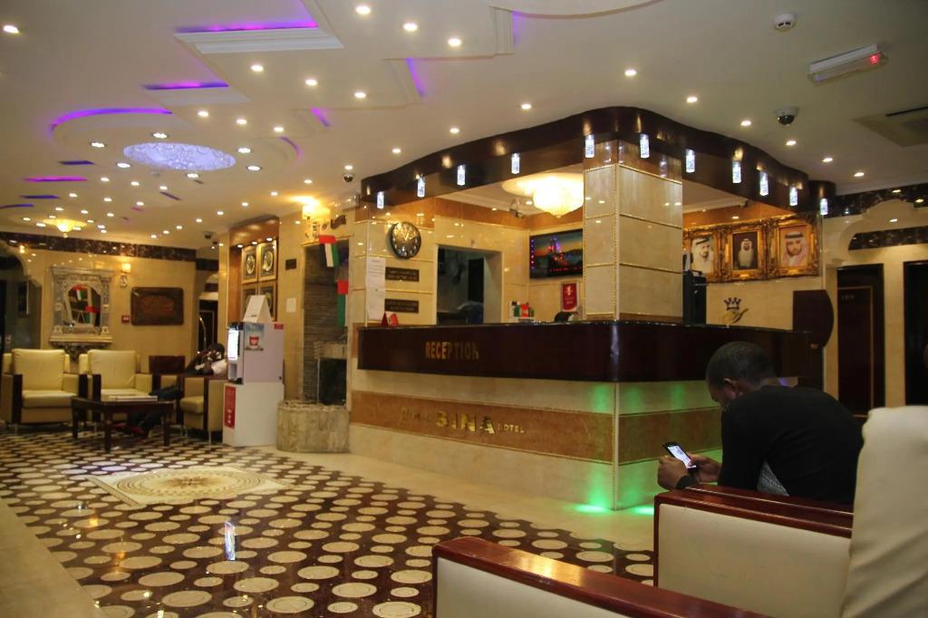 Grand Sina Hotel