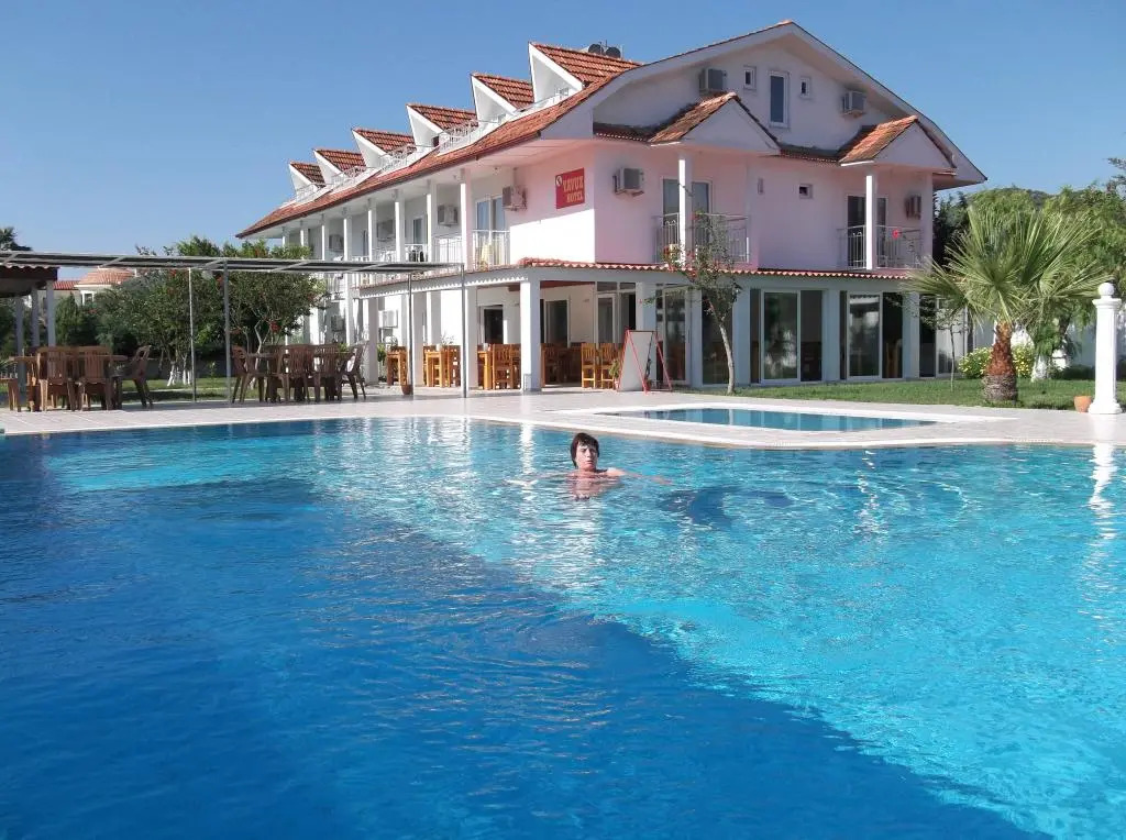 Yavuz Hotel