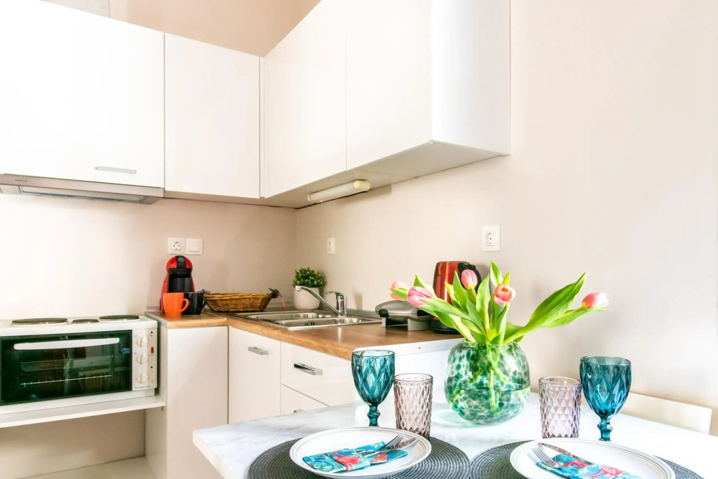 Place to be Athens apartment