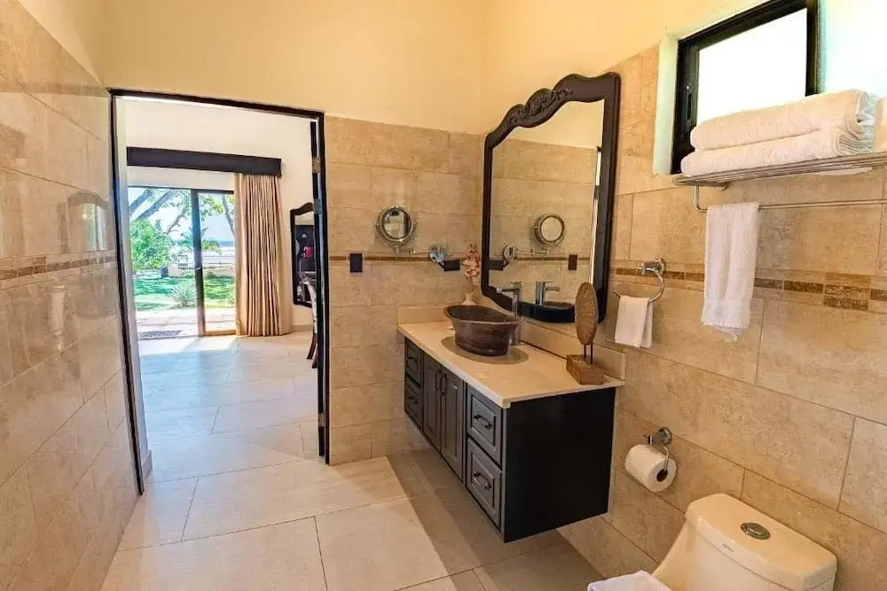 Marenaz Oceanfront Resort