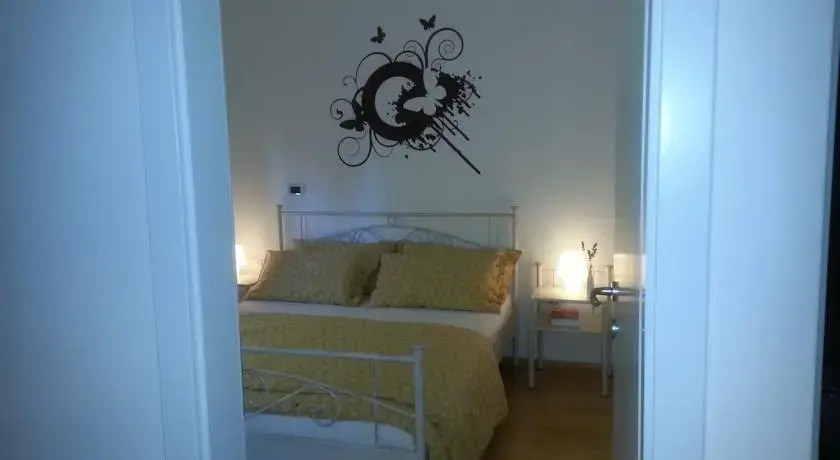 Apartments SIPARIS Zambratija