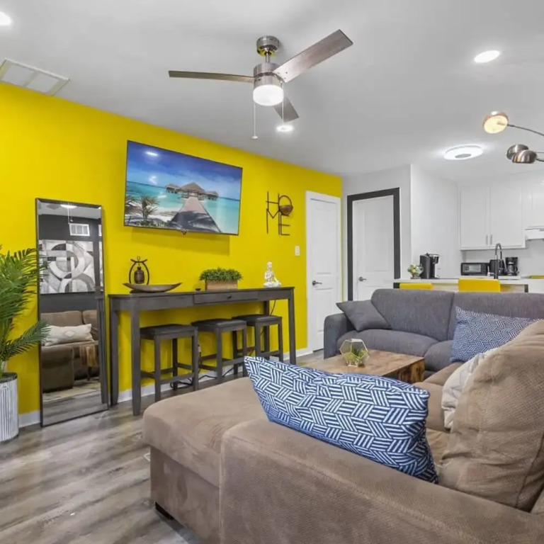 Amazing Living I Sleeps 14 Wi-fi Parking Free Gym