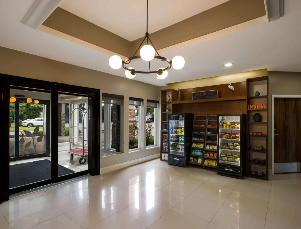 MainStay Suites Savannah Midtown